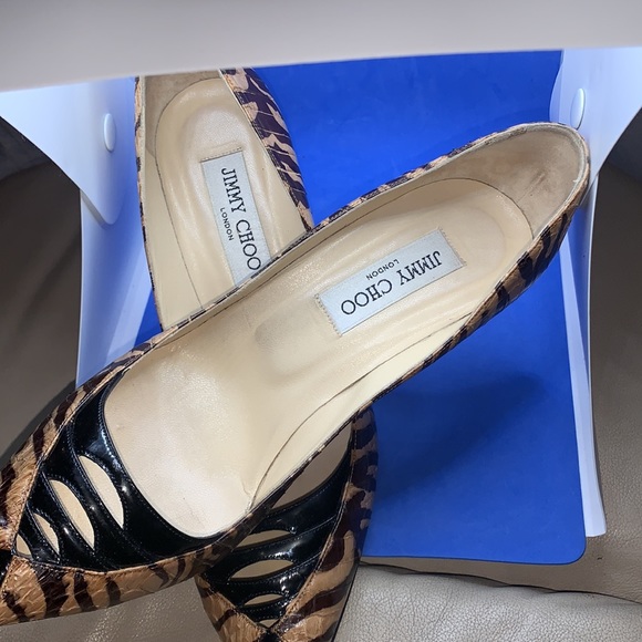 🔥 Jimmy Choo Python zebra Black Patent Leather Heels - Picture 9 of 13